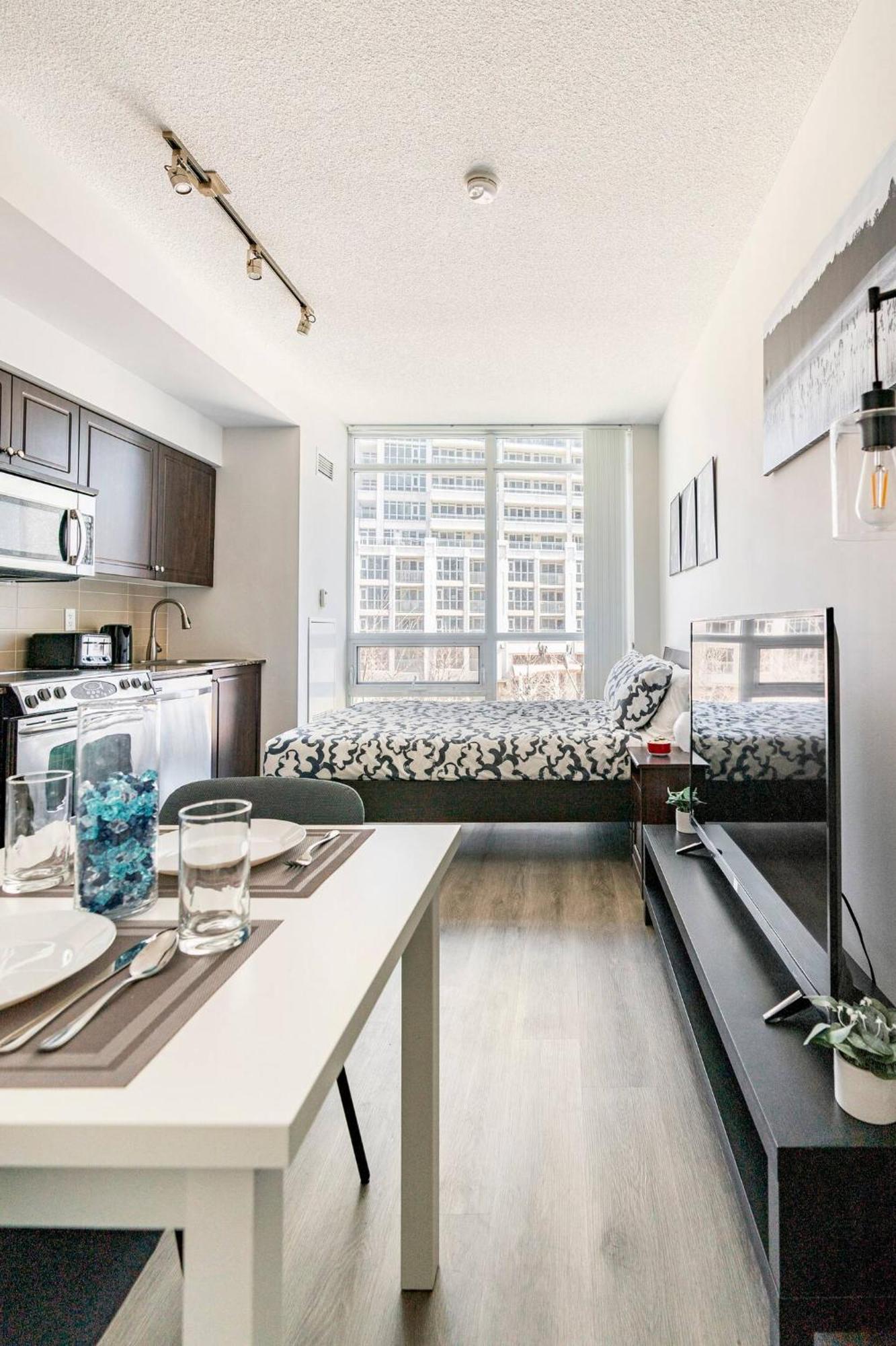 Luxury Suites Steps To Cn Tower Toronto Eksteriør billede